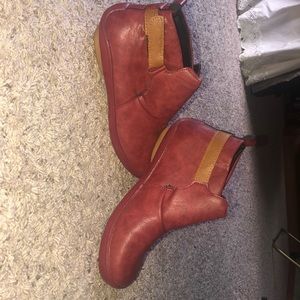 Red Boots